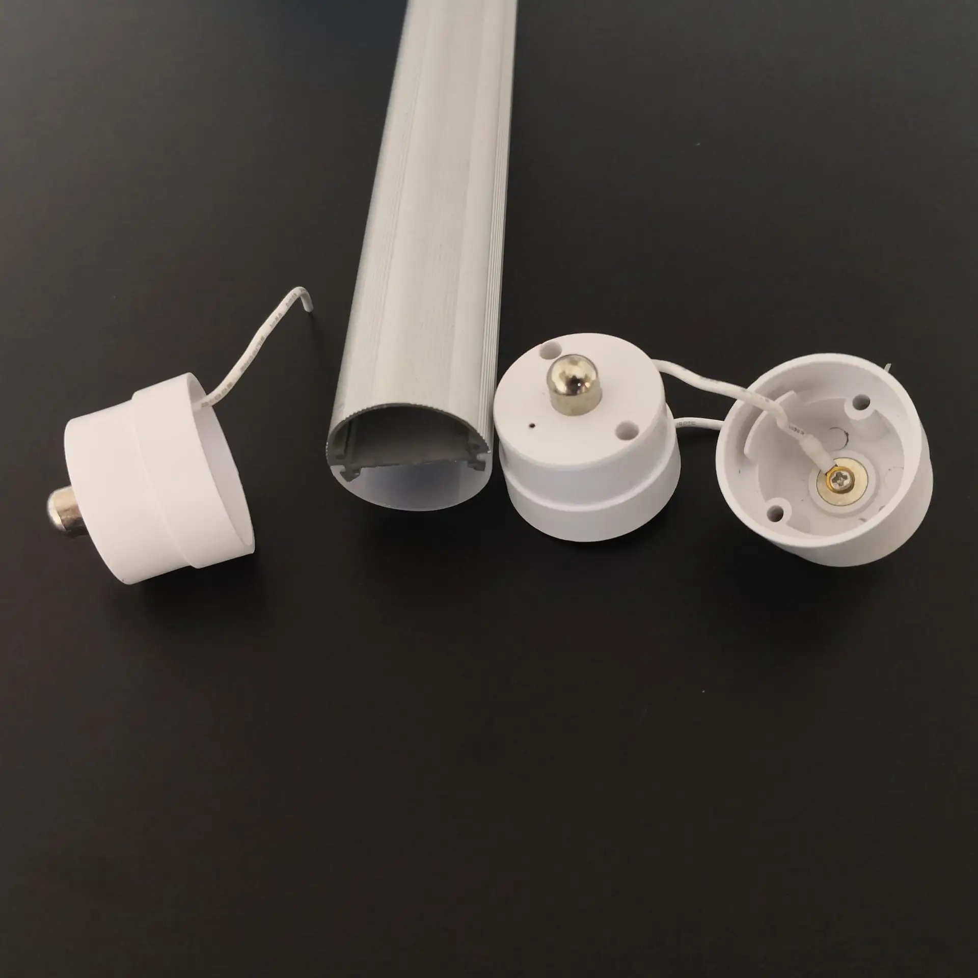 ฝาปิดปลายขาเดียวสำหรับหลอด LED