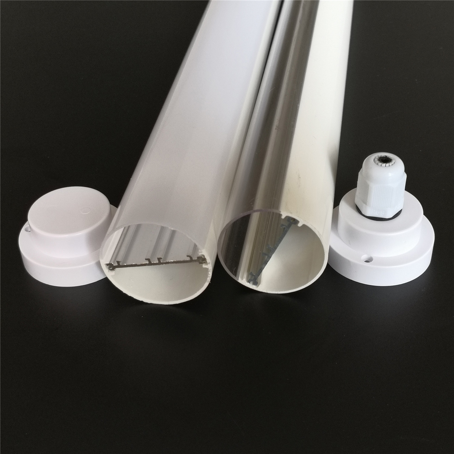 ข้อได้เปรียบที่สำคัญของ IP65 LED Tube ที่อยู่อาศัยในแสงไฟพืช